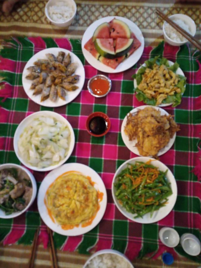Du Gia Van Chung Homestay Làng Cac Kültér fotó