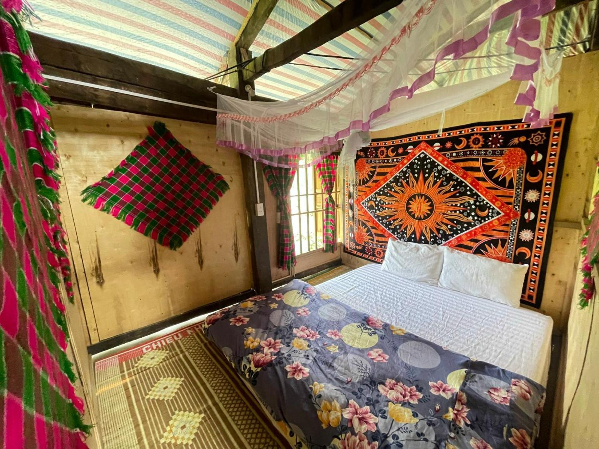 Du Gia Van Chung Homestay Làng Cac Szoba fotó